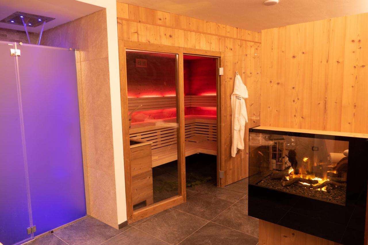 Villa Artic Apartments Campitello di Fassa Ngoại thất bức ảnh